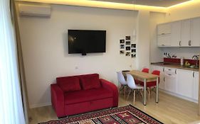 A Class Apartments In Old Tbilisi Shardeni